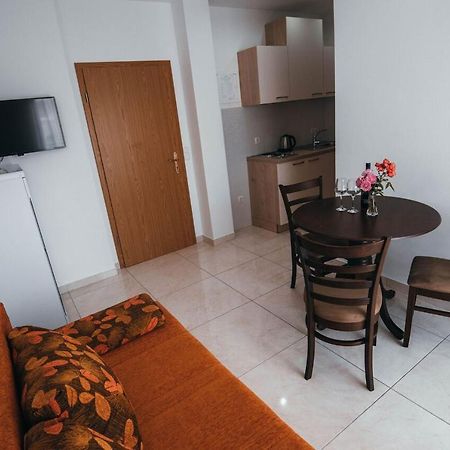 Apartmani Tamaris Vodice Buitenkant foto