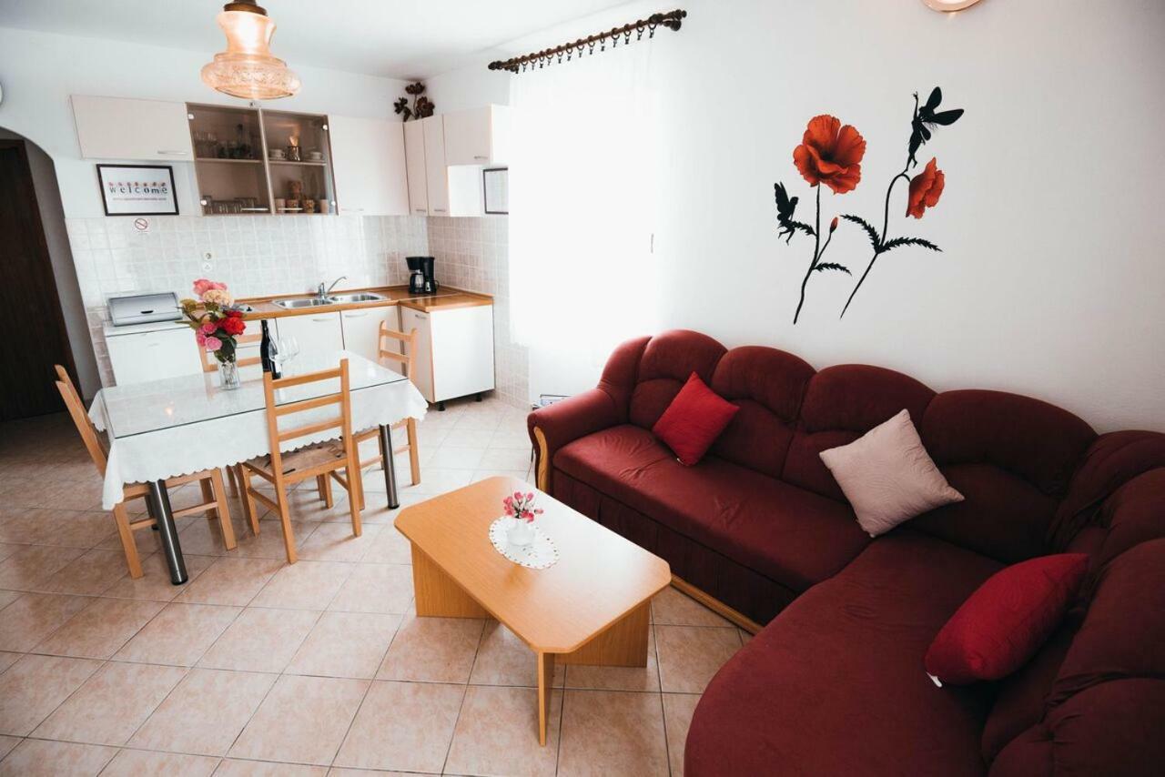 Apartmani Tamaris Vodice Buitenkant foto