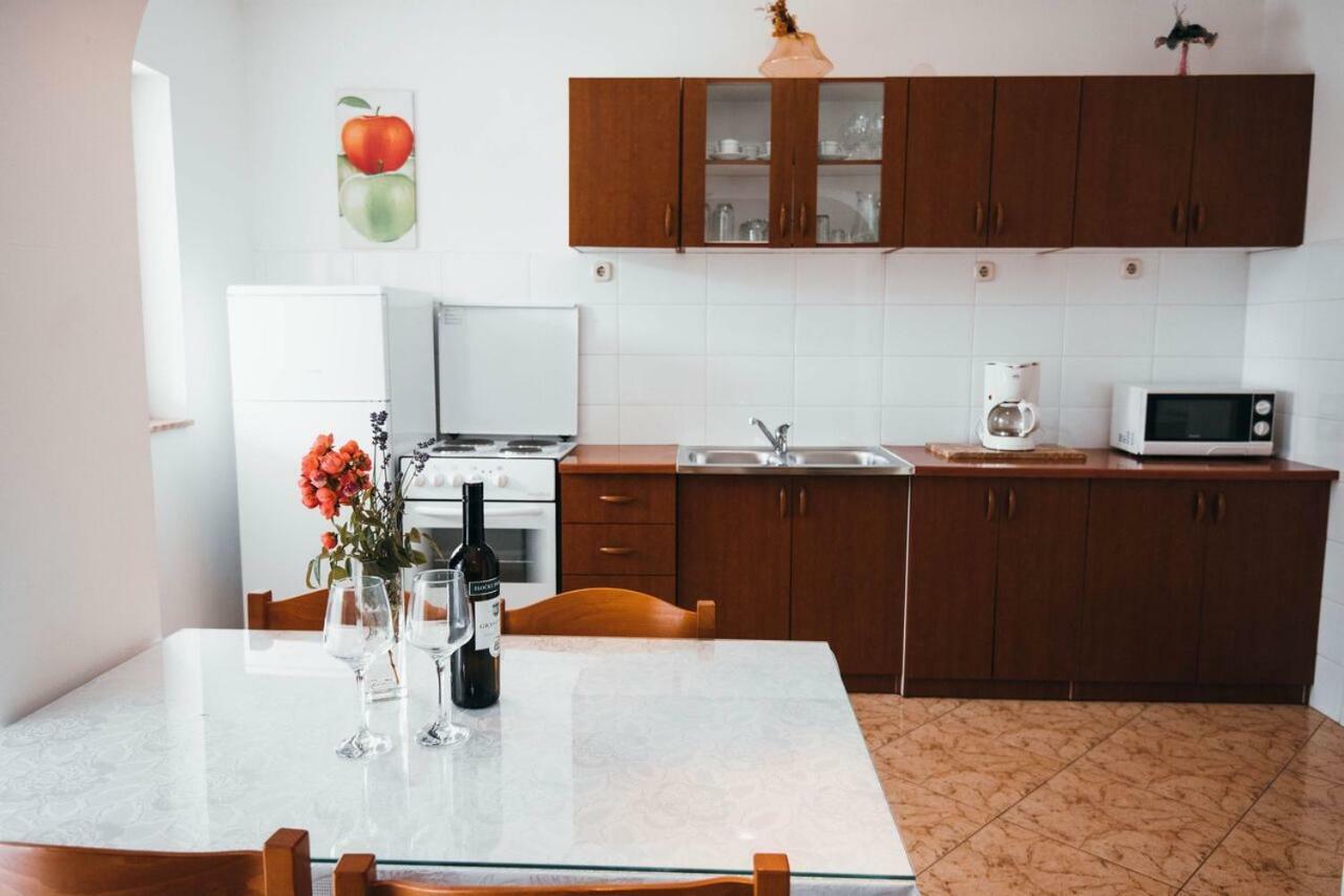 Apartmani Tamaris Vodice Buitenkant foto