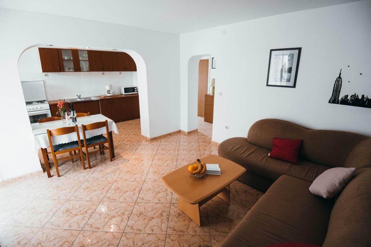 Apartmani Tamaris Vodice Buitenkant foto
