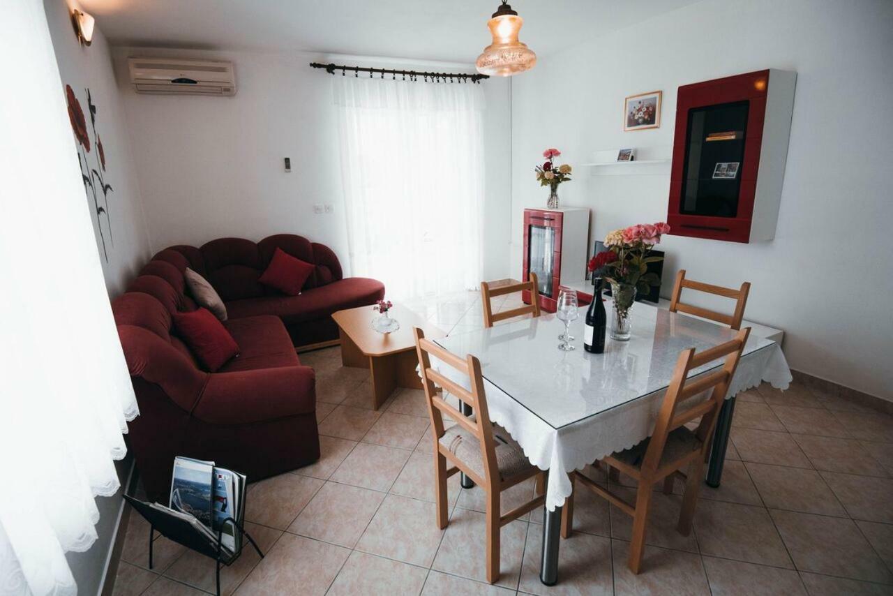 Apartmani Tamaris Vodice Buitenkant foto