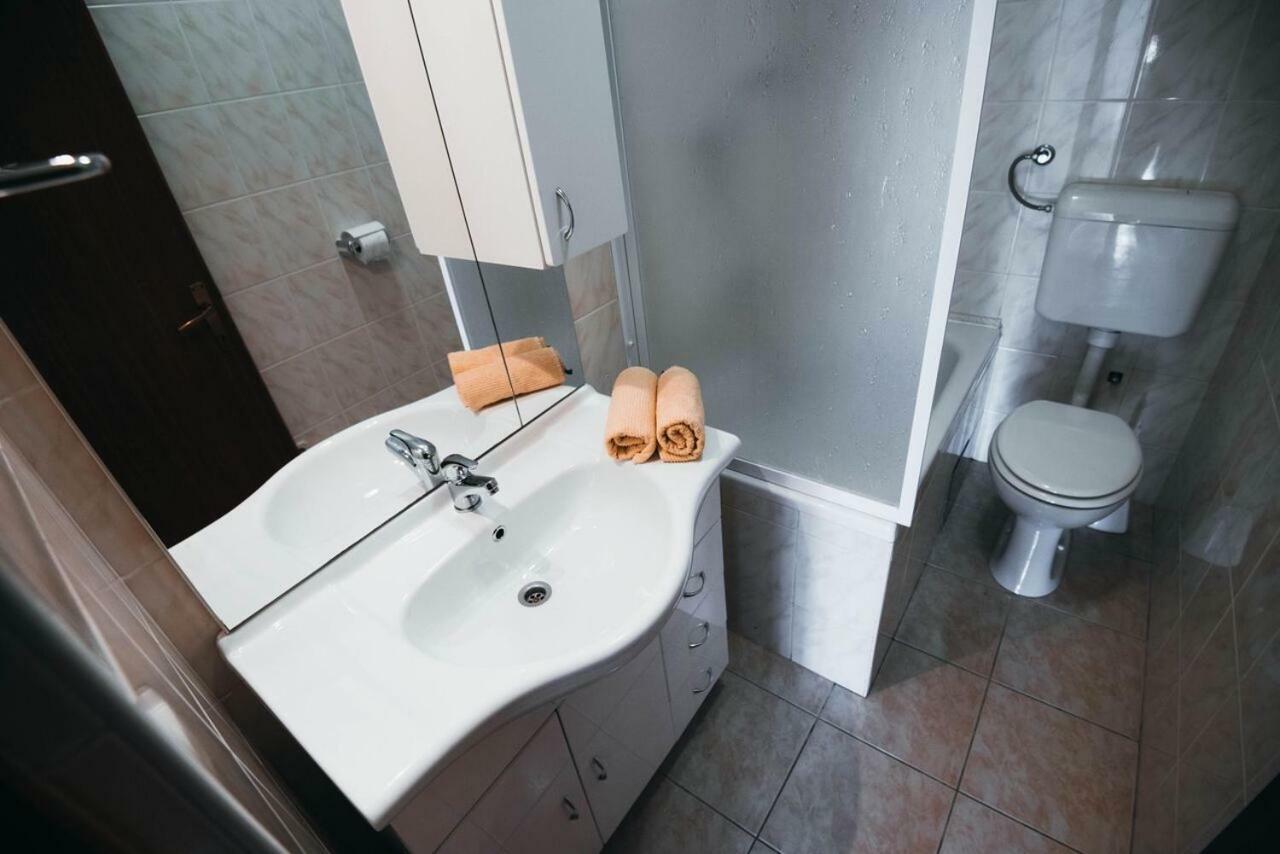 Apartmani Tamaris Vodice Buitenkant foto