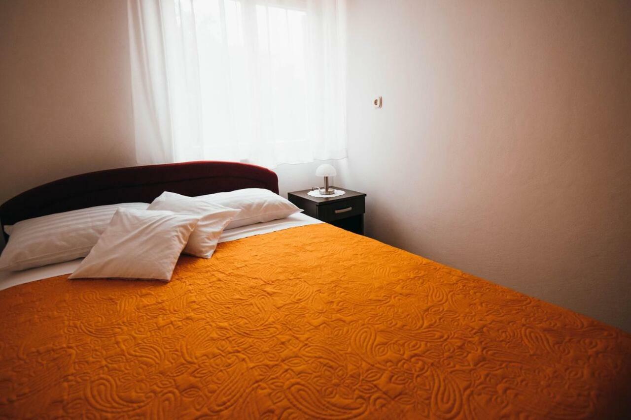 Apartmani Tamaris Vodice Buitenkant foto