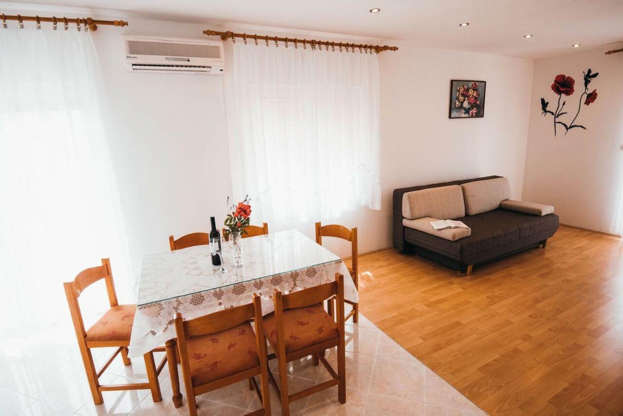 Apartmani Tamaris Vodice Buitenkant foto