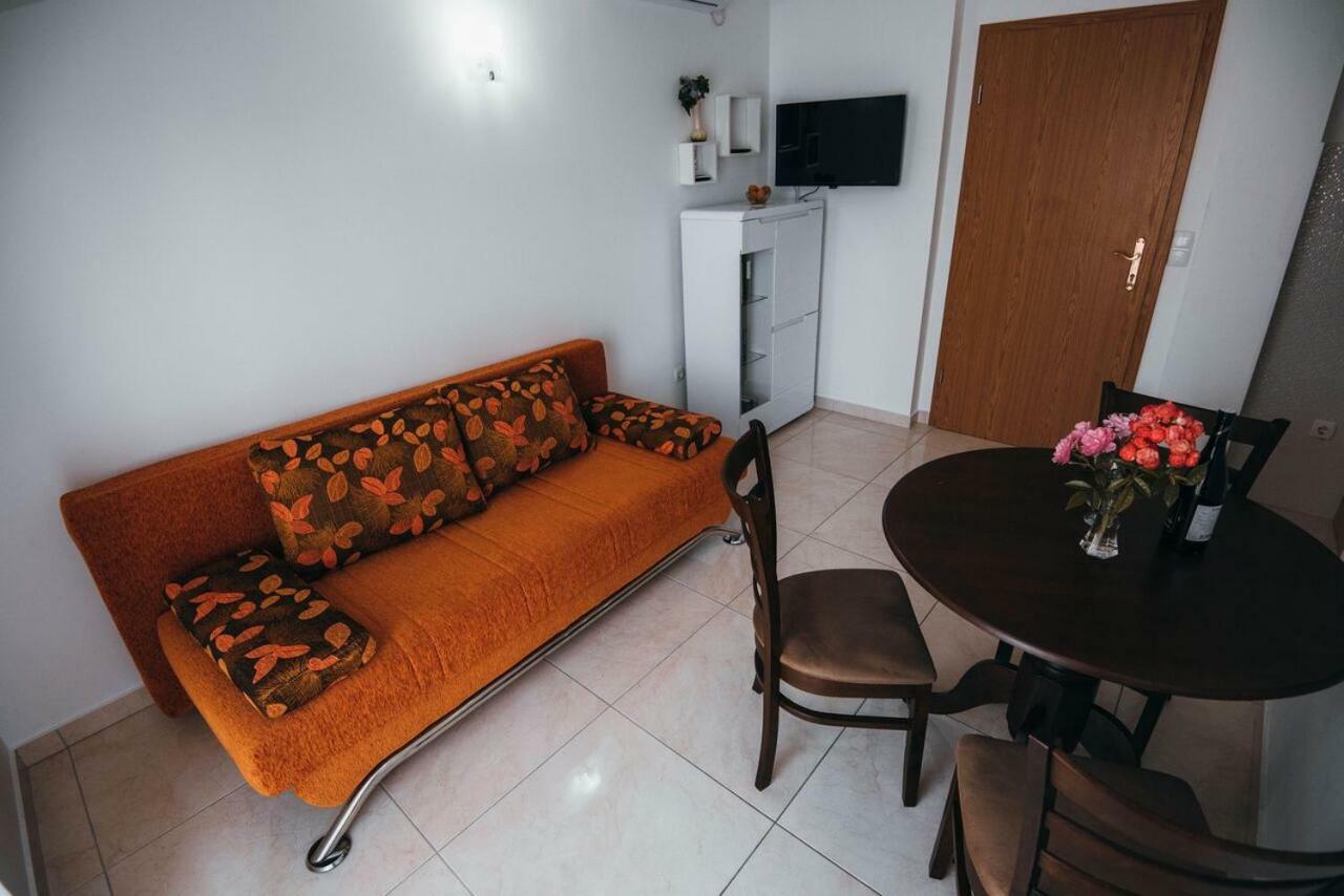 Apartmani Tamaris Vodice Buitenkant foto