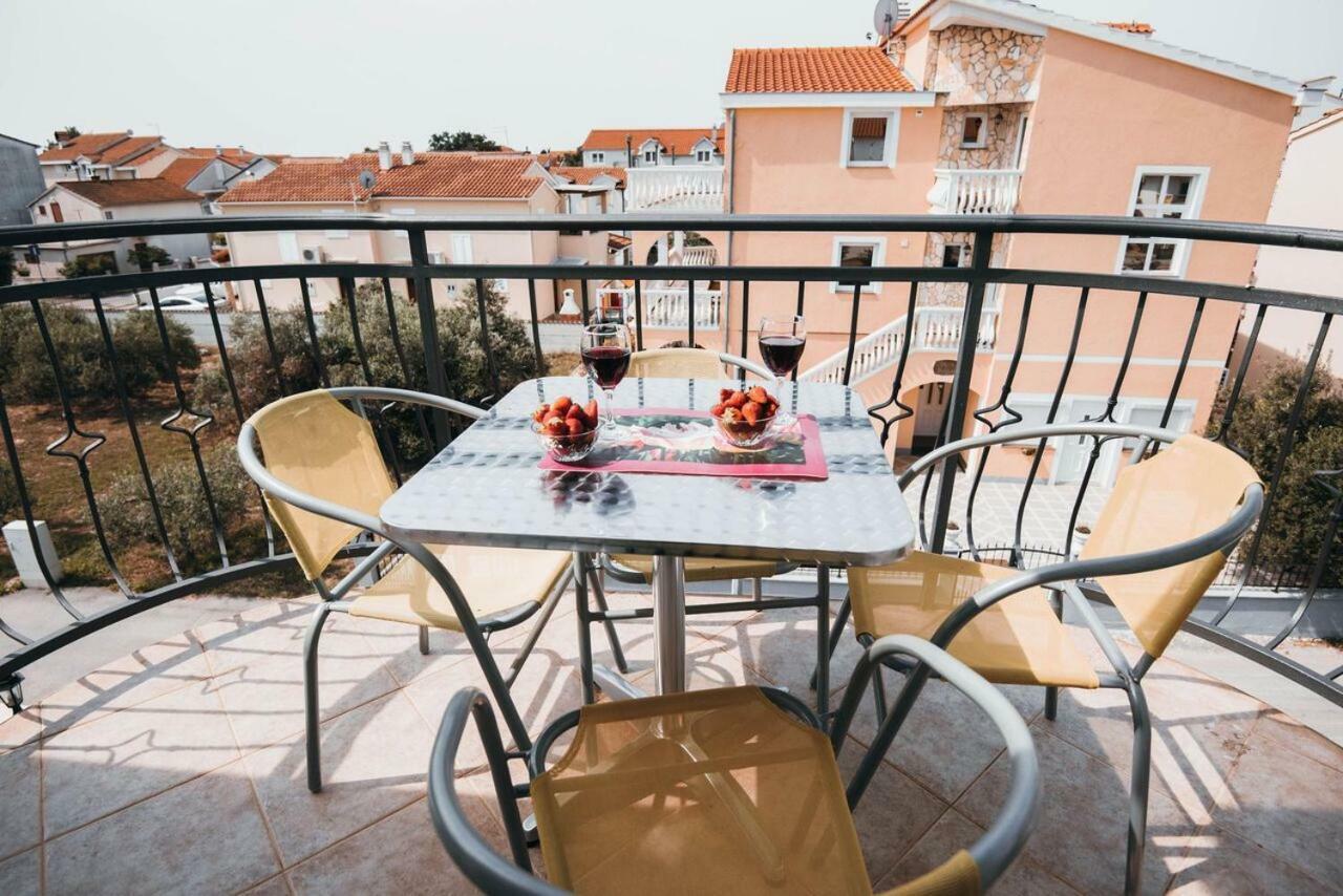 Apartmani Tamaris Vodice Buitenkant foto