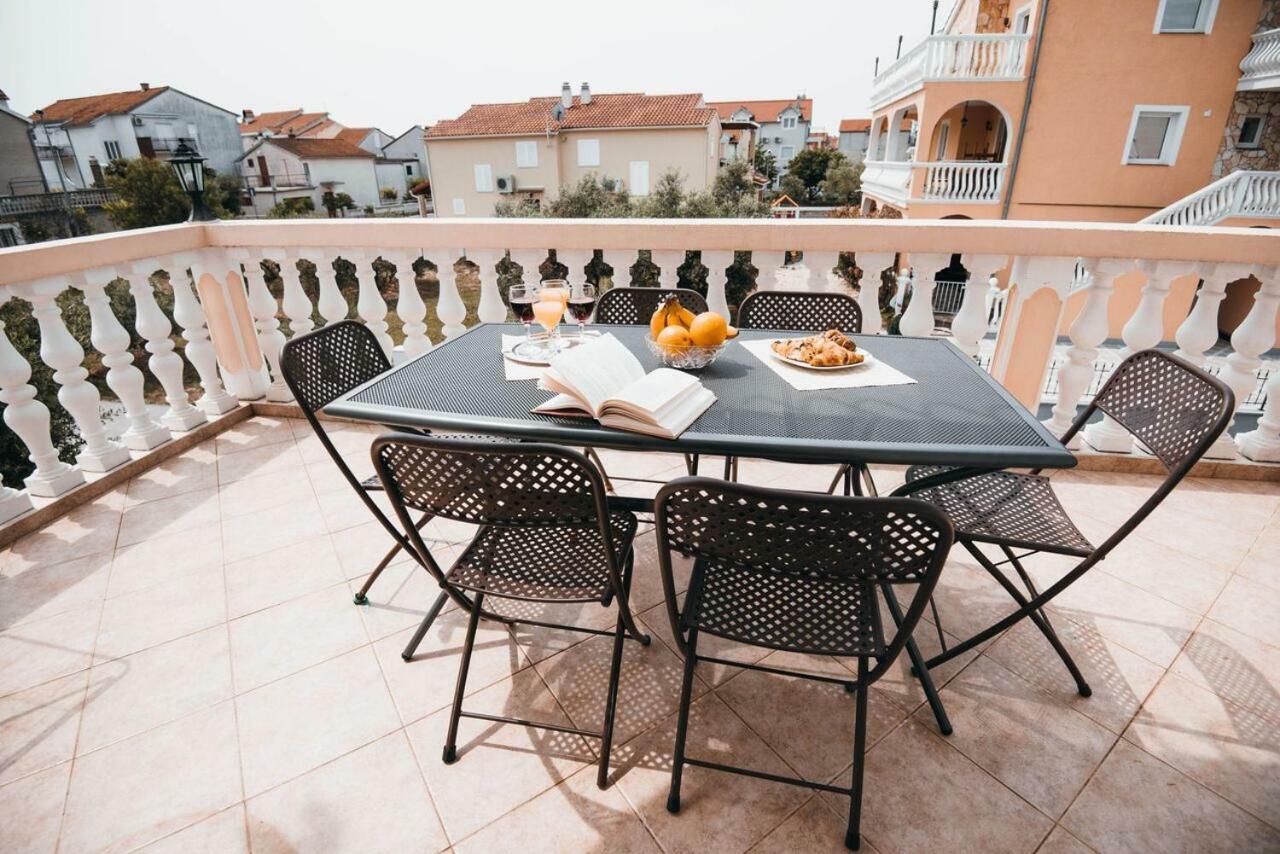 Apartmani Tamaris Vodice Buitenkant foto
